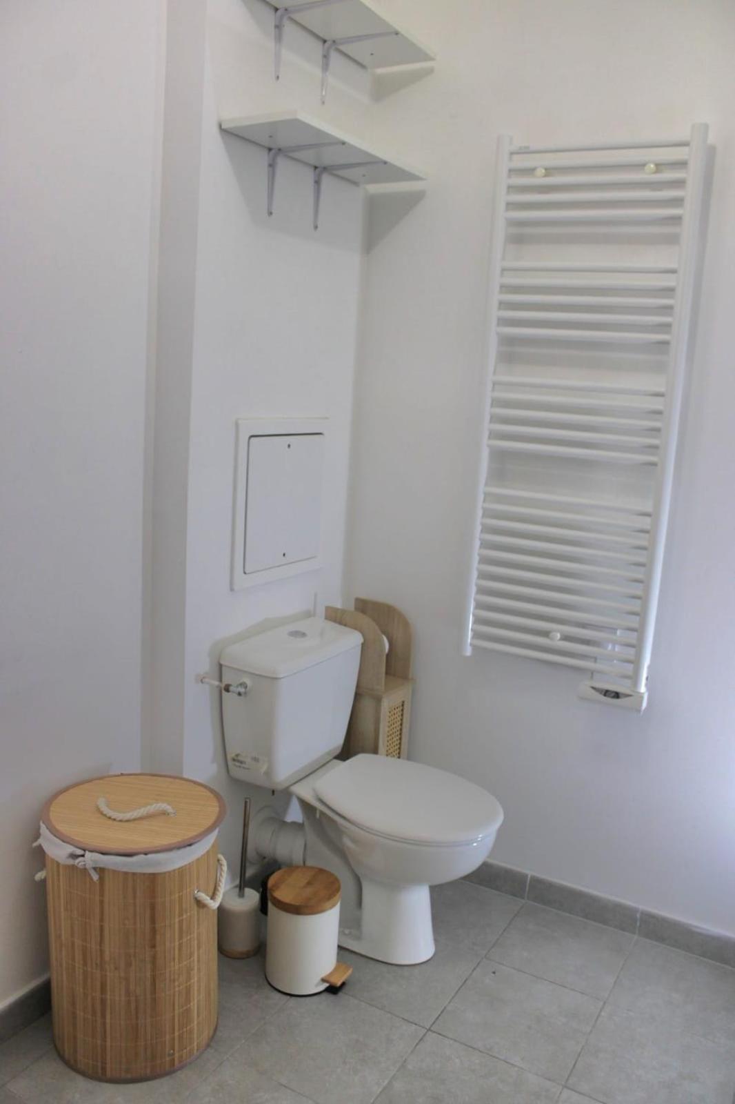 Appartement Elegant Et Lumineux Romainville Exterior foto