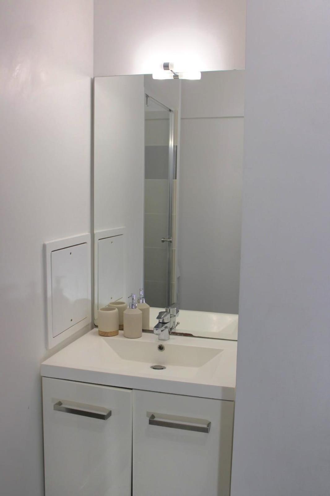 Appartement Elegant Et Lumineux Romainville Exterior foto